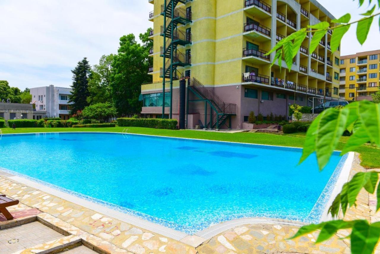Studio In Sveta Elena Complex Mineral Pool & Spa! Святые Константин и Елена Экстерьер фото